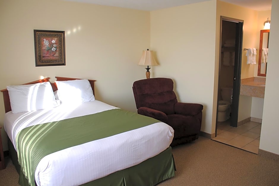 The Edgewood Hotel and Suites