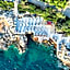 Maya Bistro Hotel & Beach