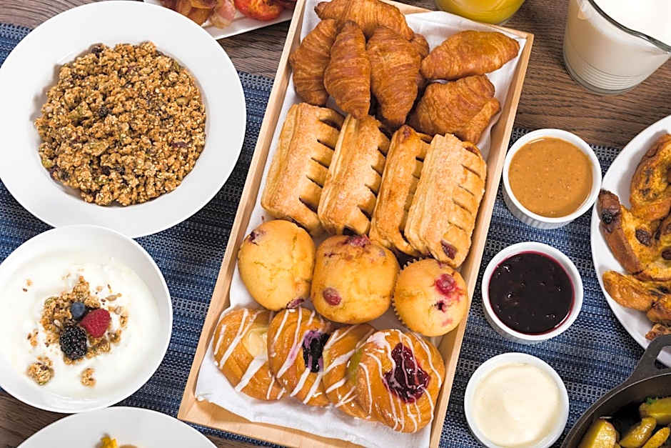 The Cassara Carlsbad, Tapestry Collection by Hilton