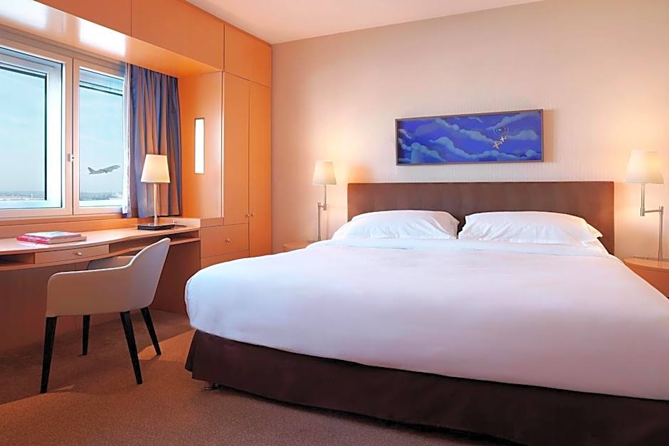 Sheraton Paris Charles de Gaulle Airport Hotel