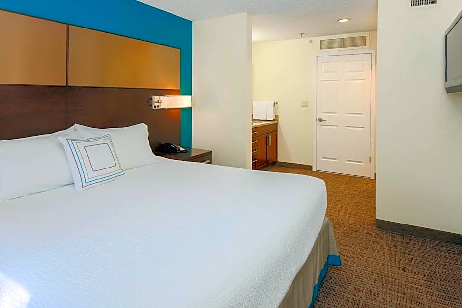Residence Inn by Marriott Bakersfield