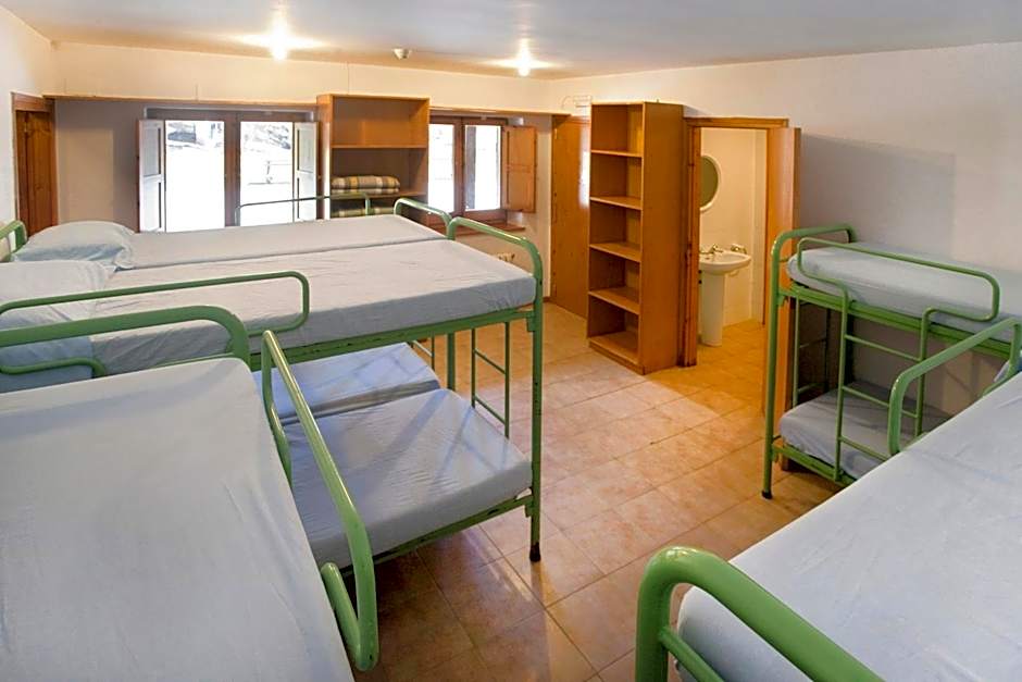 Alberg-Casa De Colònies Ridolaina