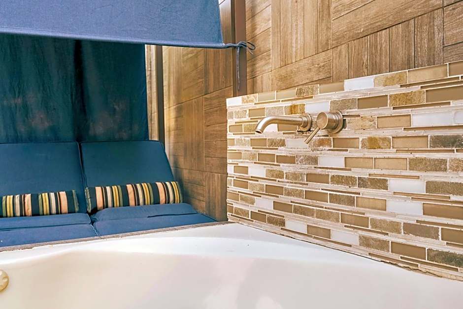 Loft Arte y Diseno Alberca Terraza Asador, CUERNAVACA SOMOS EL UNICO AIRBN QUE TE OFRECE 2 EXCLUSIVOS JACUZZIS PROFESIONALES CO