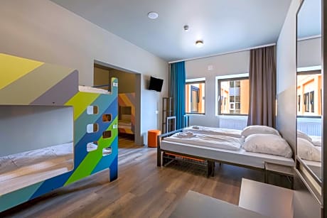 6-Bed Mixed Dormitory Room