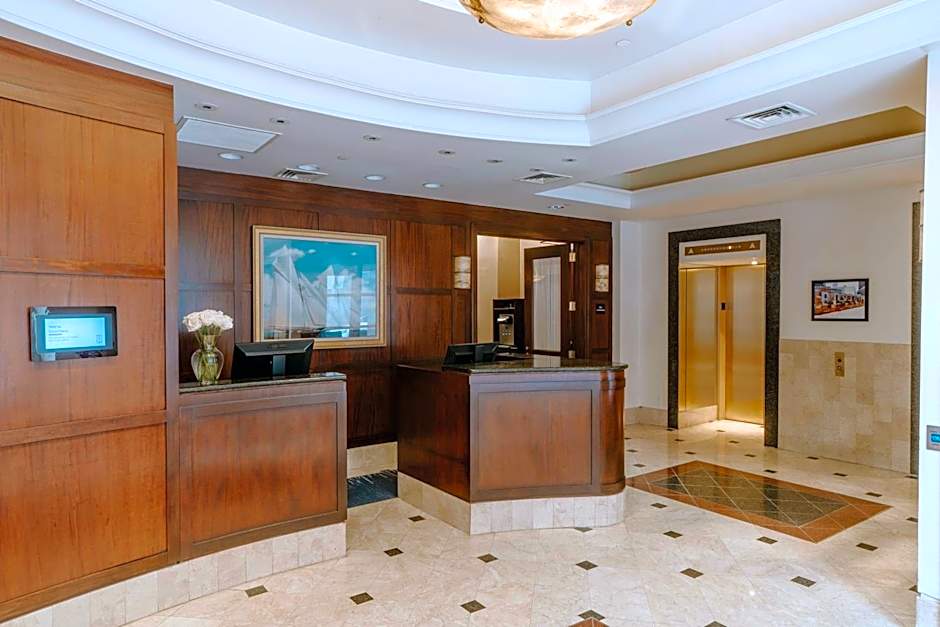 Club Quarters Hotel Faneuil Hall, Boston