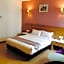 Grand Court Hotel