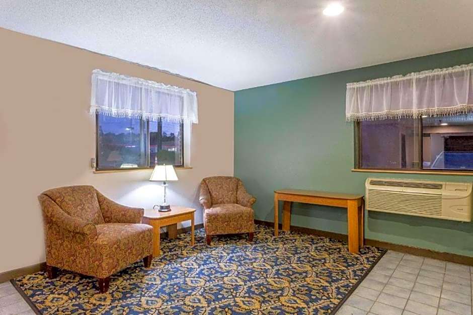 Super 8 by Wyndham Richmond Midlothian Turnpike