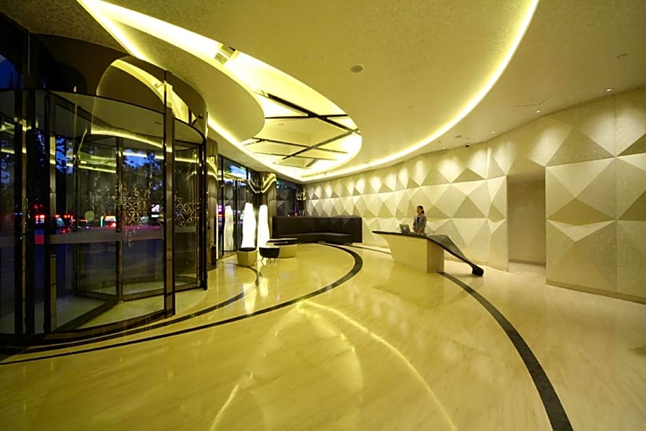 Beijing Qianyuan International Hotel