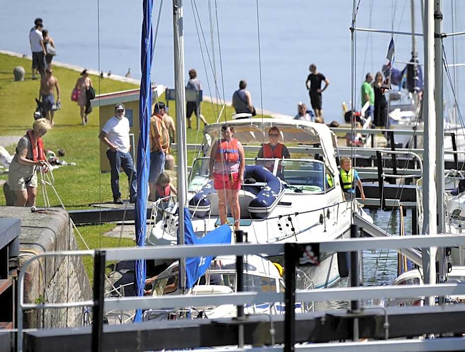 Bergs Slussar Vandrarhem & Stugor
