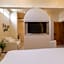 Presidential Studio with Gated Parking at Casas Sanblu