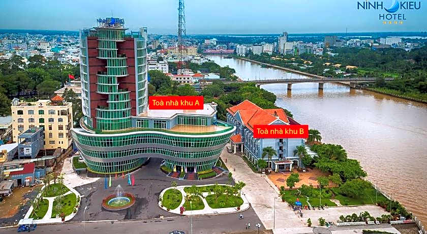 Ninh Kieu Riverside Hotel