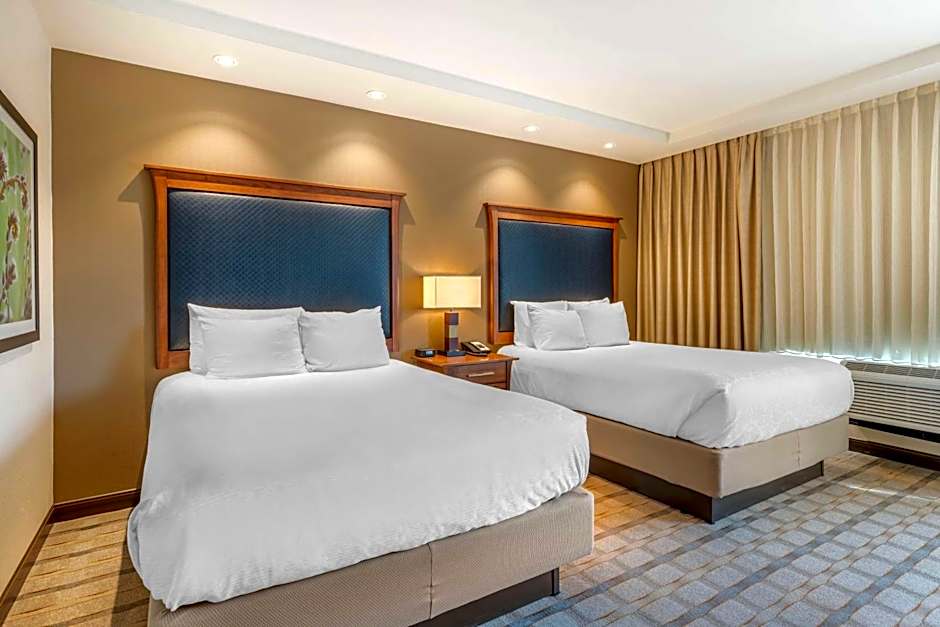 Best Western Premier Boulder Falls Inn
