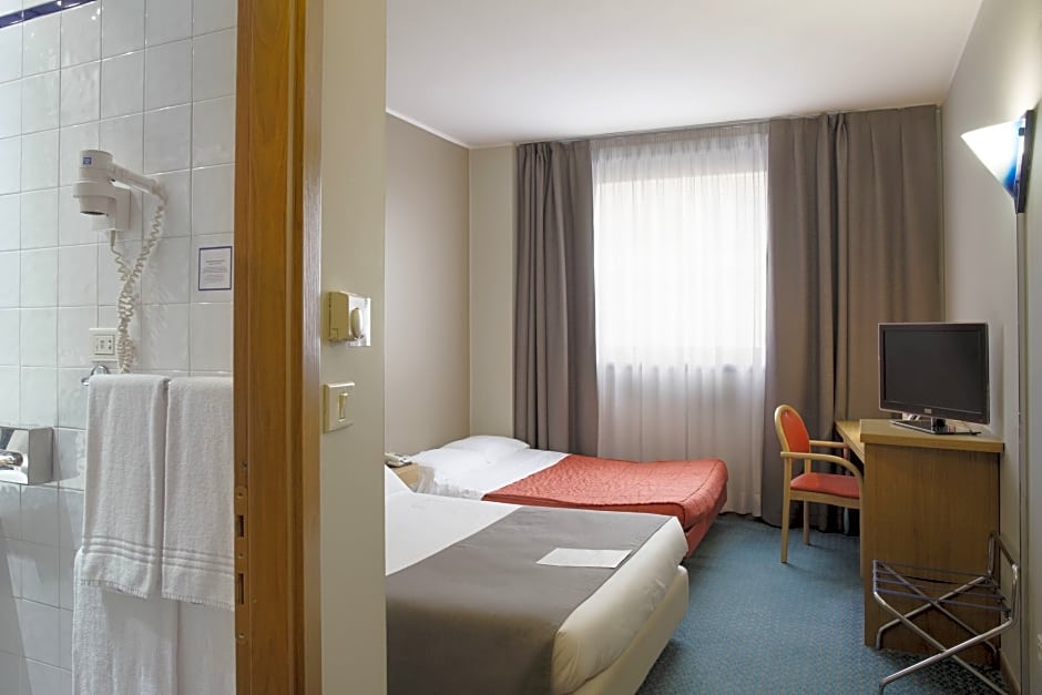 City Hotel & Suites Foligno