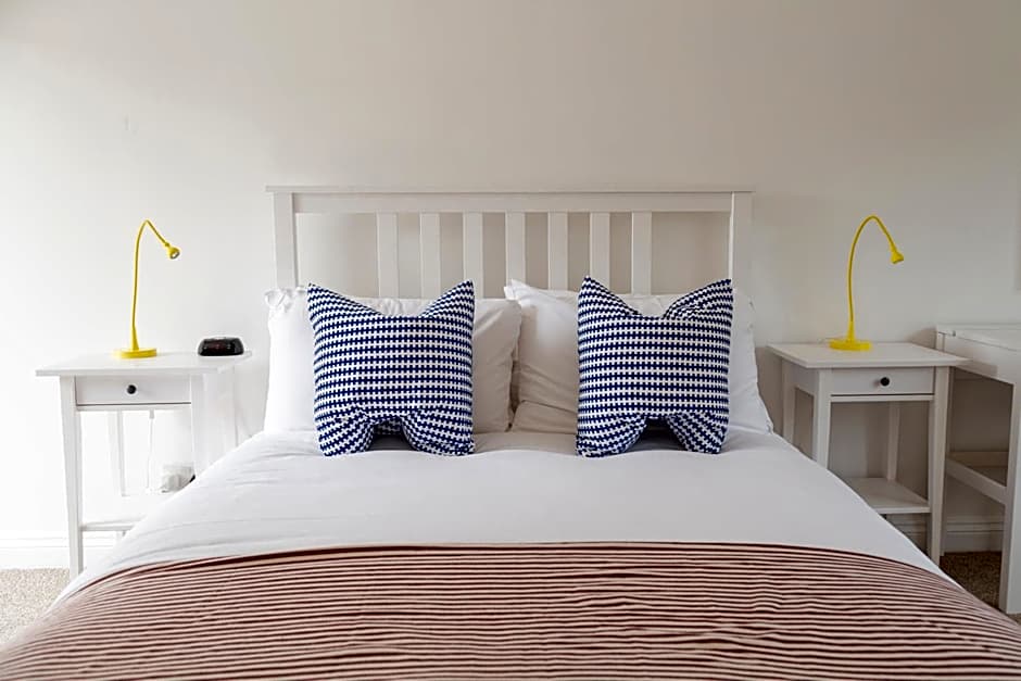 Five Bells Inn, Wrentham