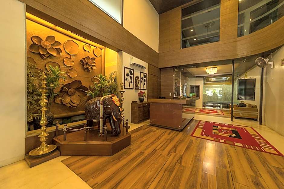 Hotel Abirami Residency