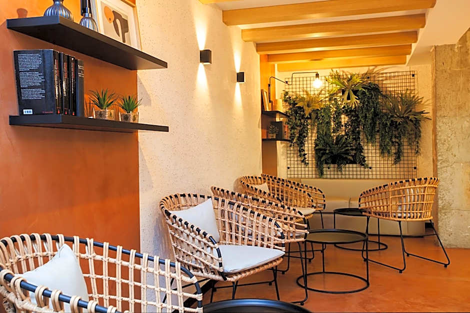 Hospedium H Cabo Sport