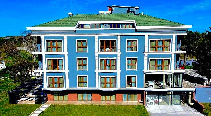 GREEN ROOF BOUTIQUE HOTEL