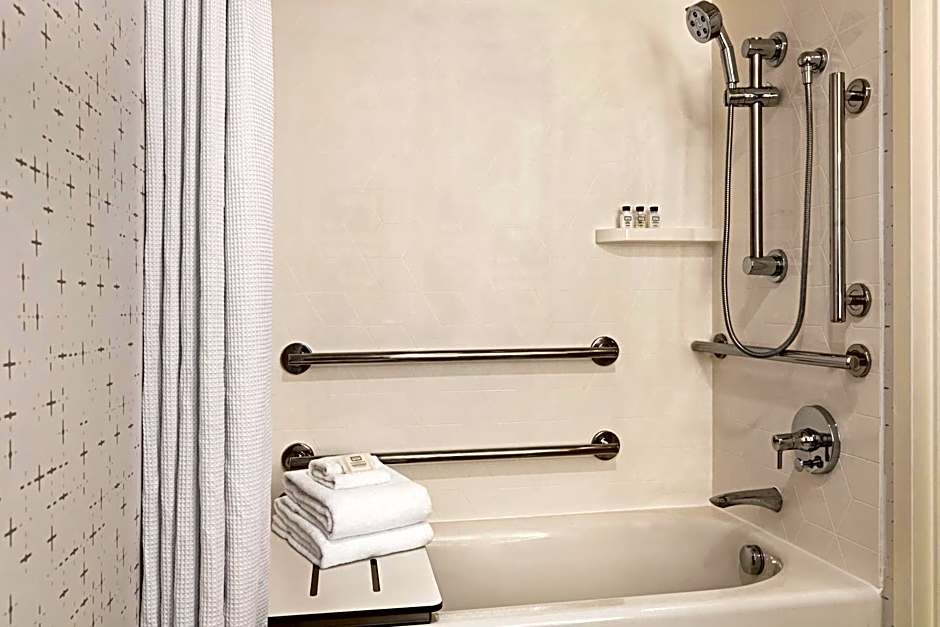 Crowne Plaza Hotel Philadelphia - King of Prussia By IHG