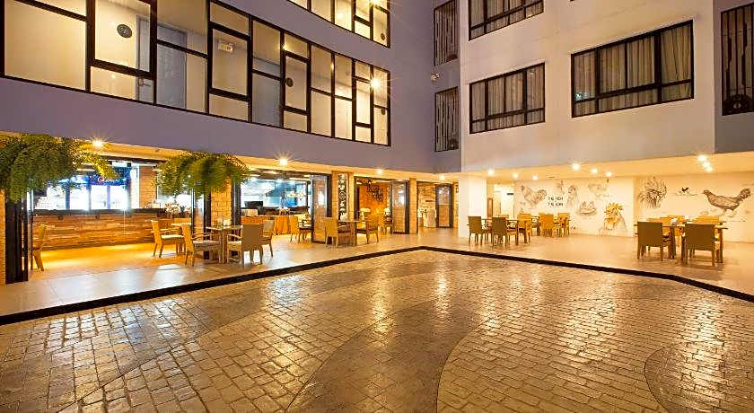 Xen Hotel Nakhon Pathom