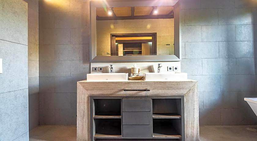 Surya Melasti Beach Villa by Sajiwa