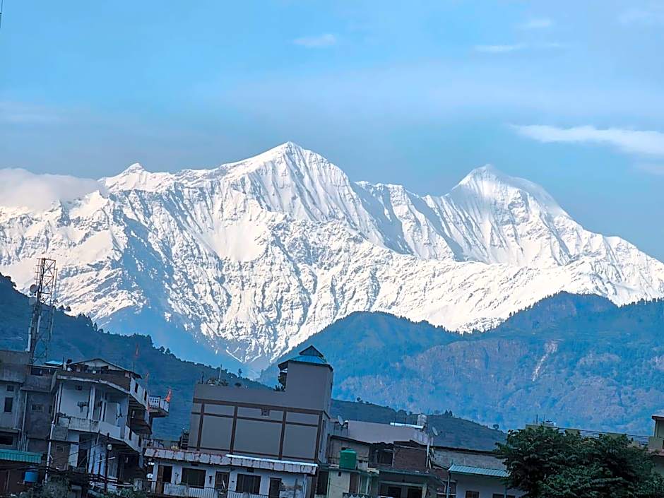 Hotel Necklace Moon Restaurants