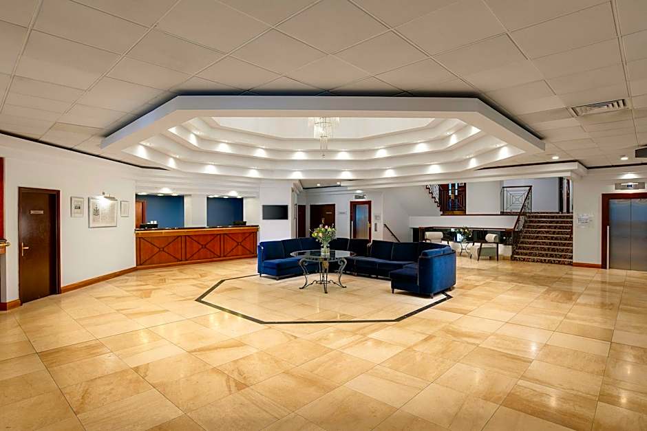 Copthorne Effingham Gatwick Hotel