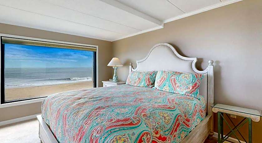 Marigot Beach Suites
