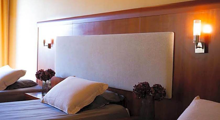 PARNIS PALACE HOTEL SUITES