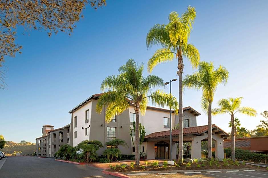 La Quinta Inn & Suites by Wyndham San Diego Scripps Poway