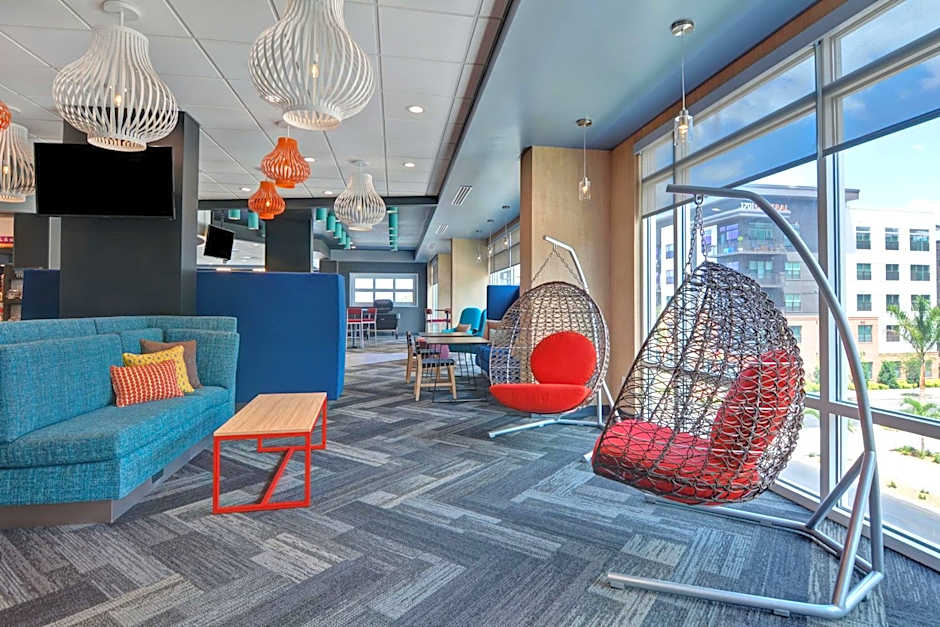 Tru By Hilton St. Petersburg Downtown Central Ave, FL