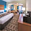 La Quinta Inn & Suites by Wyndham Houston Willowbrook