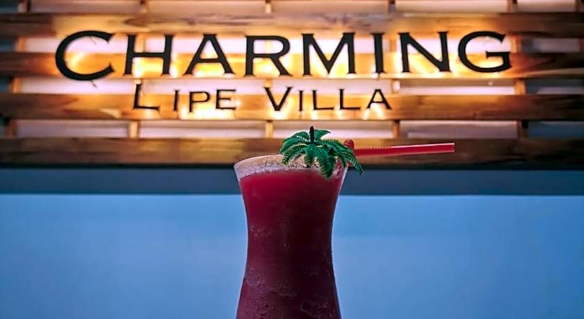 Charming Lipe Beach Resort