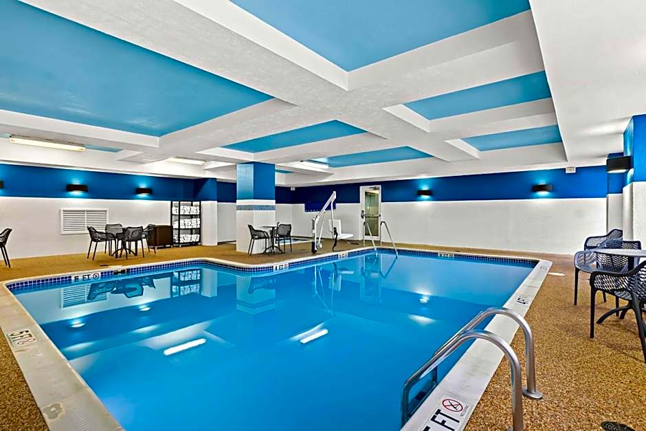 Hampton Inn By Hilton & Suites Canton