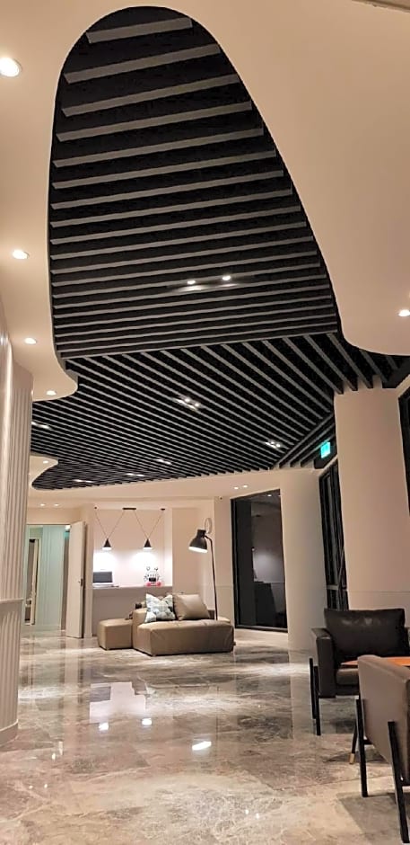 New California Hotel