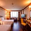 Twin Lotus Hotel
