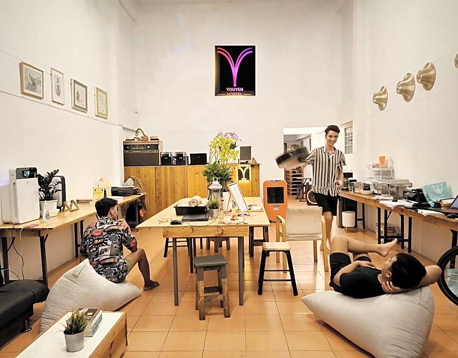 Youyen Hostel