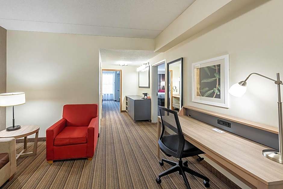 Country Inn & Suites by Radisson, Findlay, OH