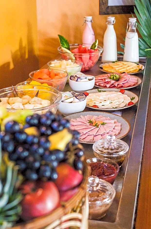 CASA Di VINA Boutique Hotel