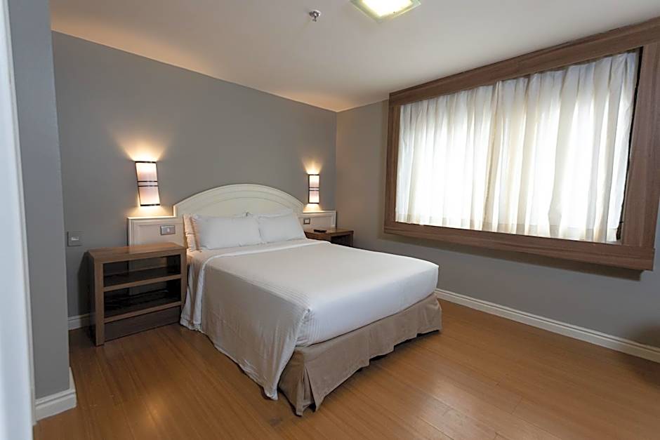 Master Porto Alegre Hotel - Av Carlos Gomes, Proximo ao Consulado Americano