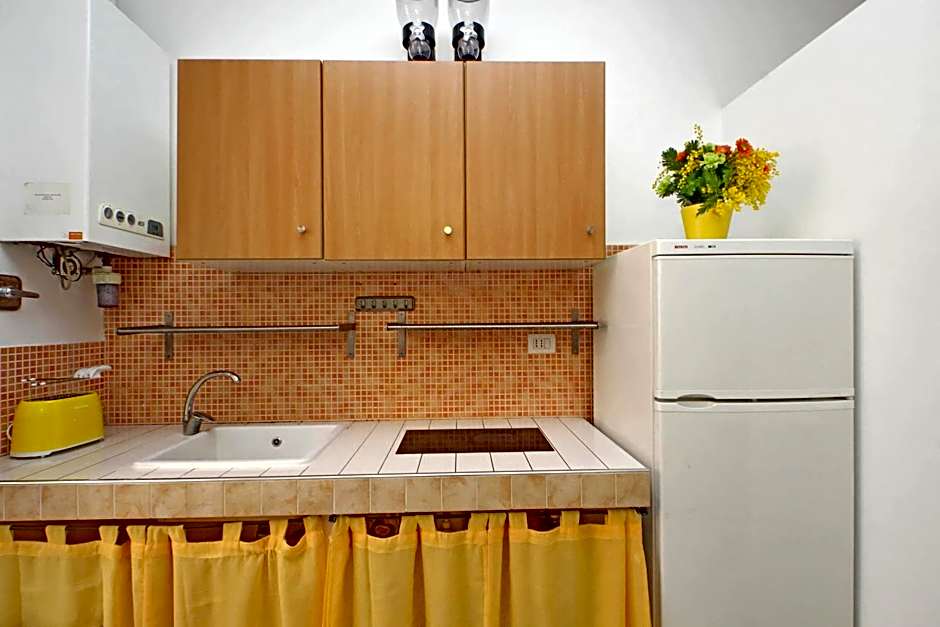 Opera Inn Suites - Rooms and Apartments