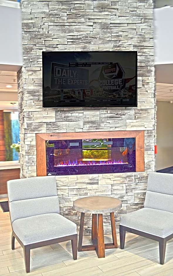 Holiday Inn & Suites Syracuse Airport - Liverpool By IHG