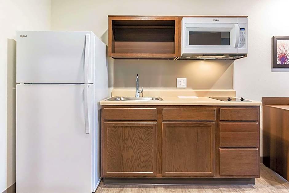WoodSpring Suites Indianapolis Castleton