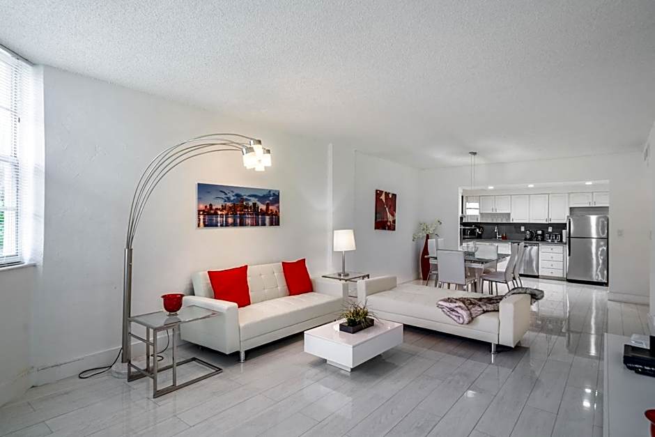 Sunny Isles Ocean Reserve Condo Apartments