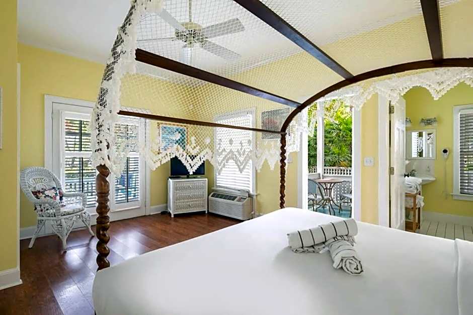 Classic King Balcony at the James House