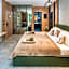 DAS ERZ Medical Spa & Hotel