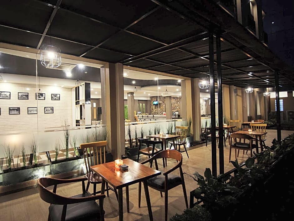 GOLDEN TULIP ESSENTIAL BELITUNG