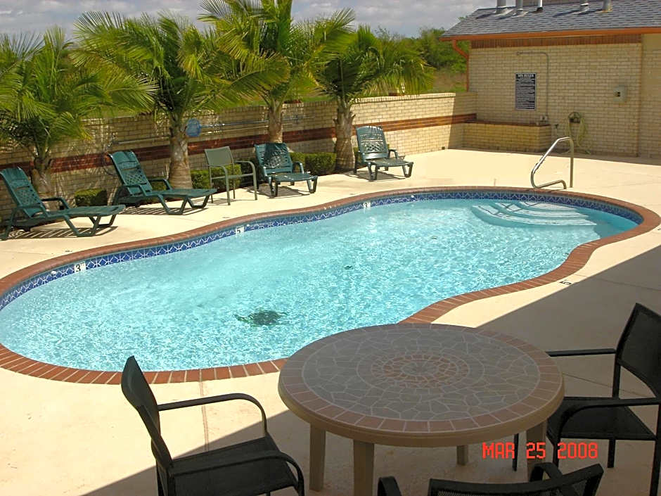 Oxford Inn and Suites Nasa