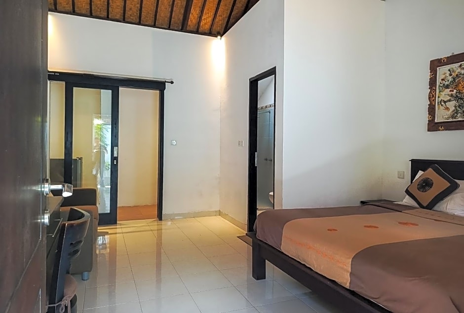 Tanjung Lima Hotel Legian