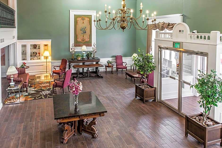 Quality Inn Scottsburg