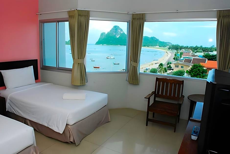 Prachuap Beach Hotel